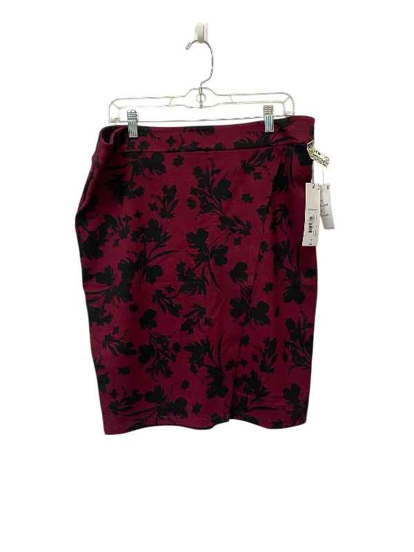 Skirt Mini & Short By Liz Claiborne In Red, Size: 12