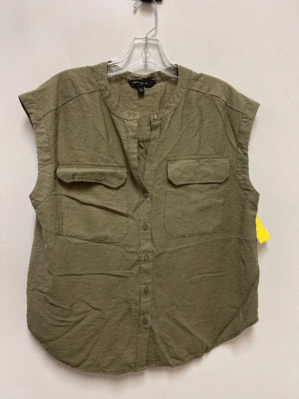 Top Short Sleeve By Banana Republic In Green, Size: M