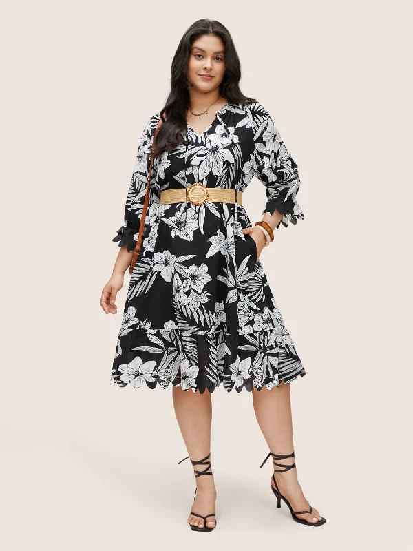 Floral Print Tie Neck Scalloped Trim Dress