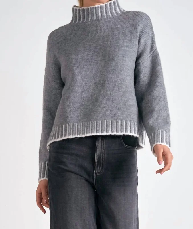 Mock Neck Sweater In Heather Grey